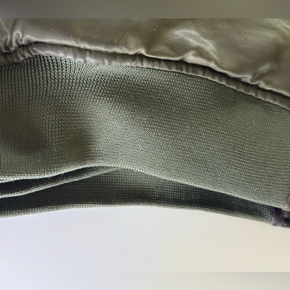 AVIREX U.S.A. BOMBER JACKET 2XL Flight SAGE MILITARY GREEN Satin Reversible - Picture 12 of 13
